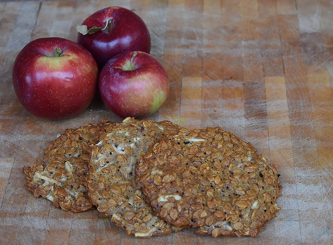 apples and spelt flakes cookies